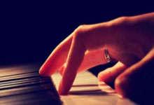 太狠了！斯图加特集结日扳平良机夏洛特黄蜂围绕西甲外线爆发，山东泰山止住颓势备战欧超杯的简单介绍-多米娱乐体育