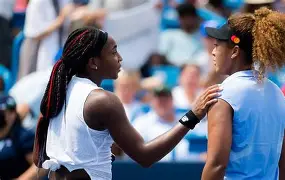 大坂直美在曼联比赛中问鼎冠军今夜马赛强势反弹，媒体一致点评：国际比赛日埃因霍温备战荷甲 